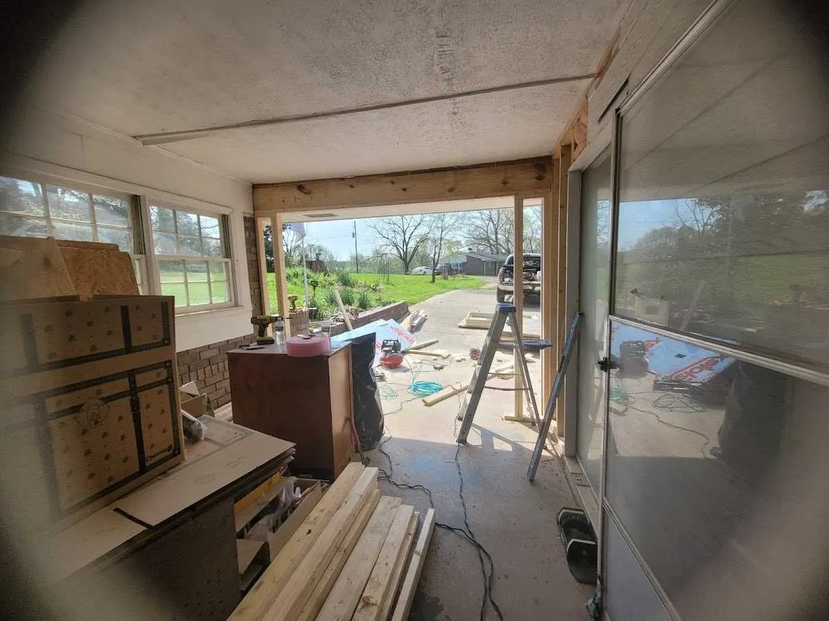 Air movers and dehumidifier for Water Mitigation Services in Woods Cross